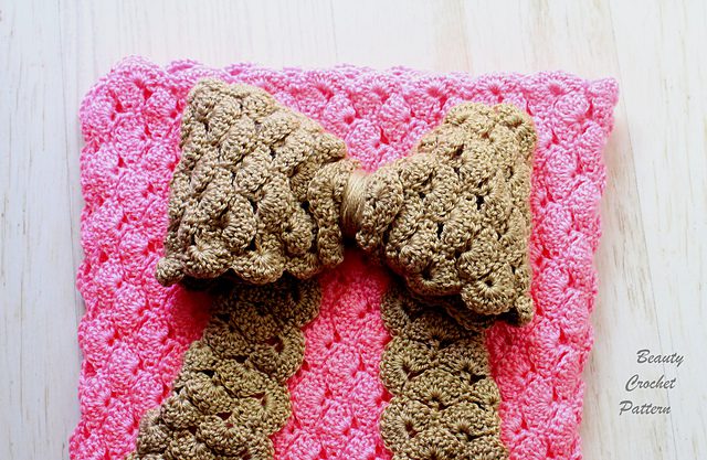 Bow Baby Blanket - Image 3
